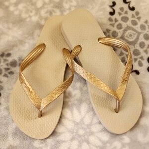 Ipanema summer flip flops